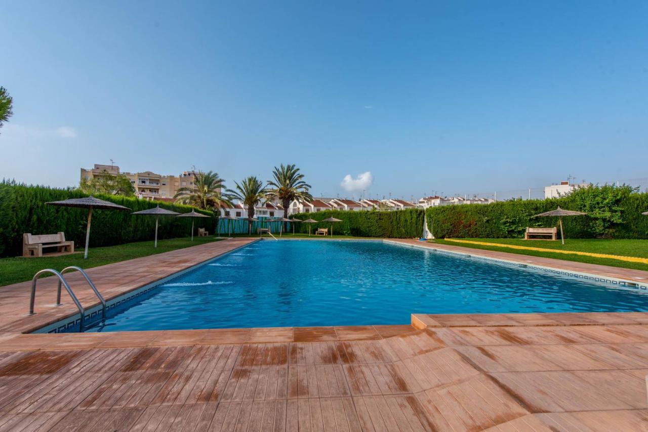 Marina Apartament Torrevieja Bagian luar foto