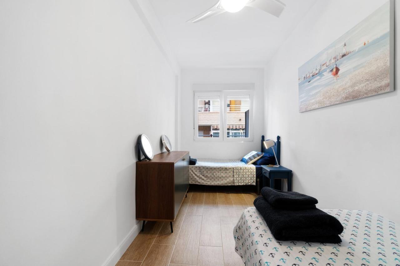 Marina Apartament Torrevieja Bagian luar foto